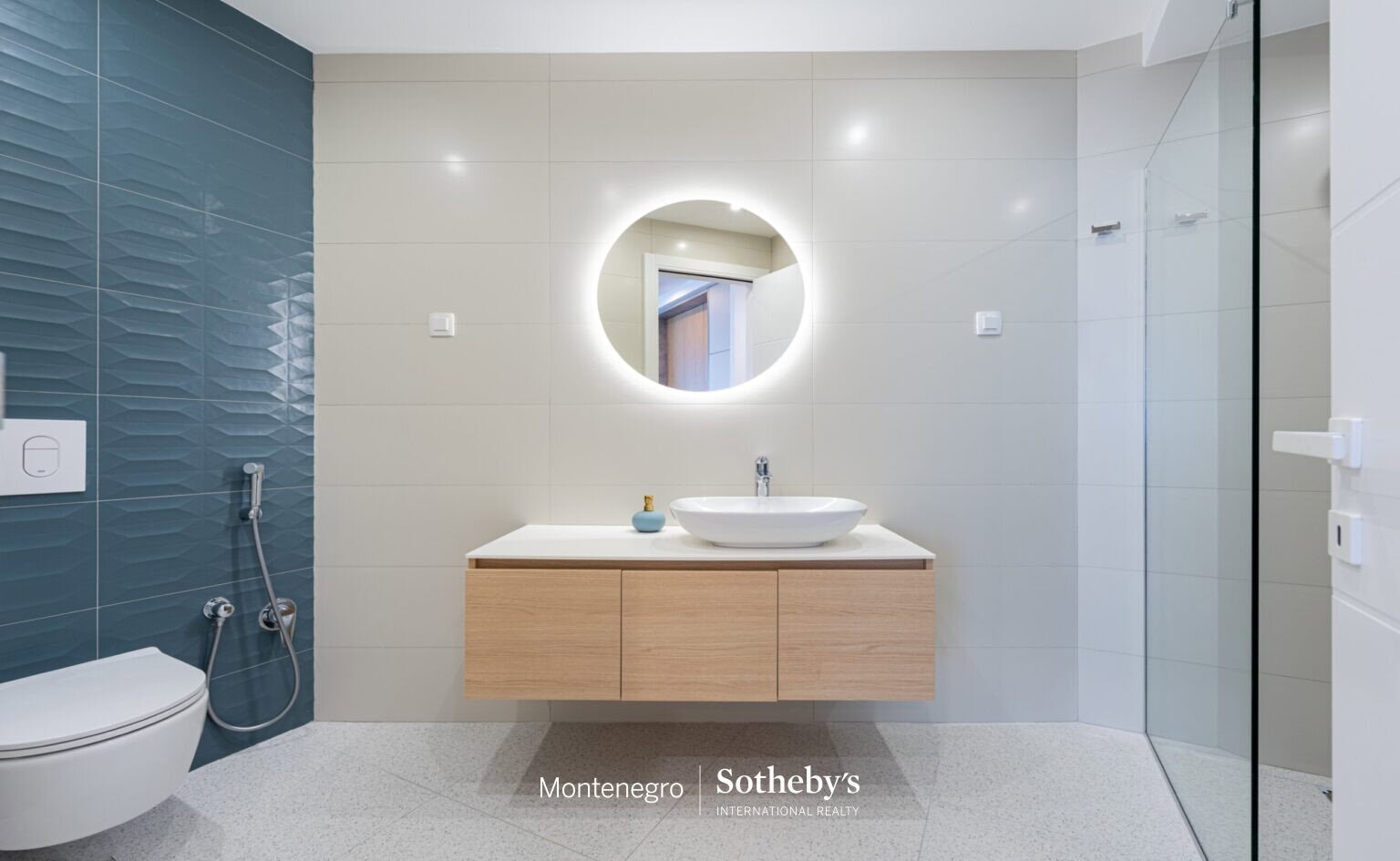Modern One-bedroom apartment in Becici
