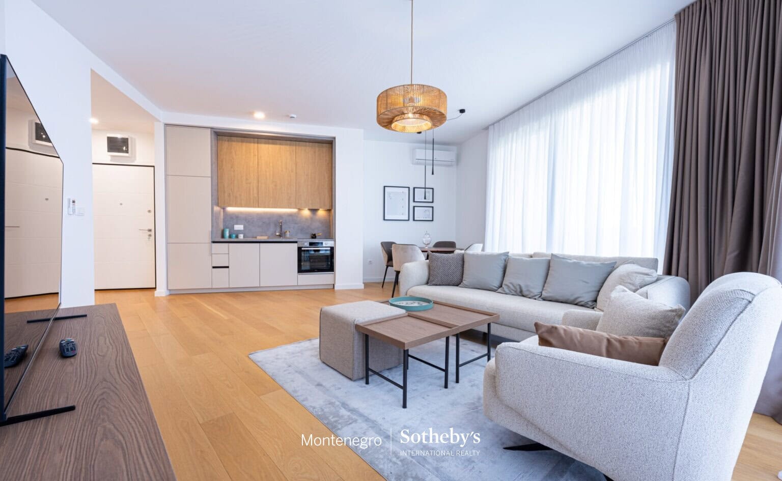 Modern One-bedroom apartment in Becici