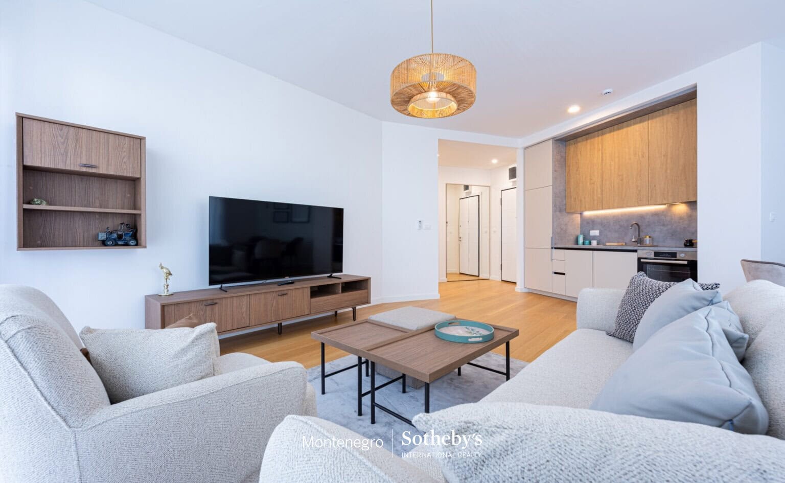 Modern One-bedroom apartment in Becici