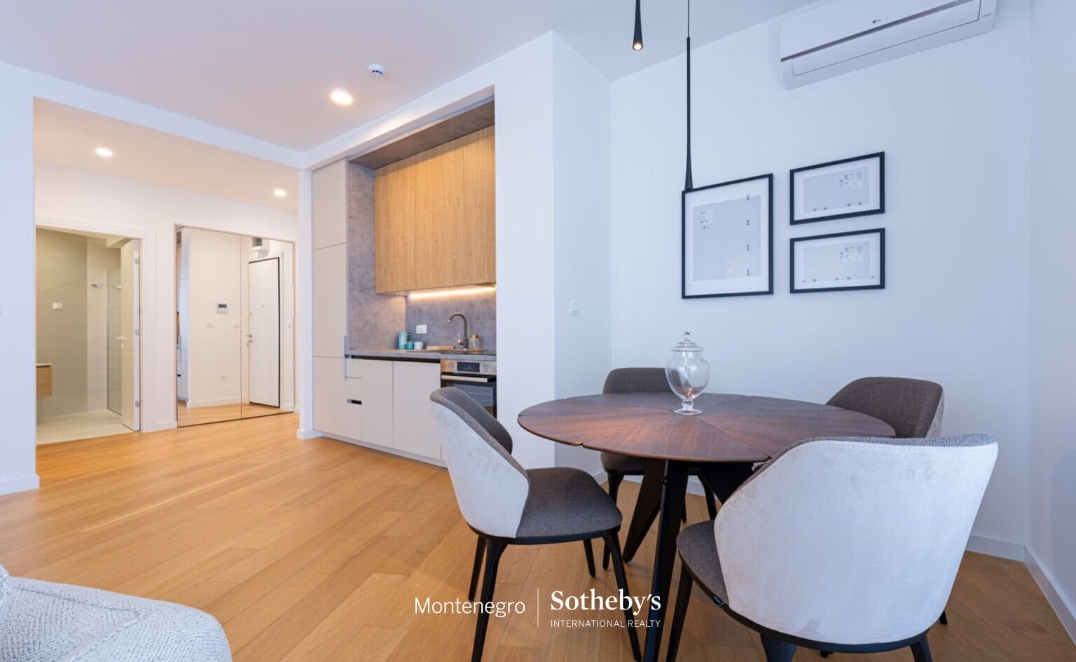 Modern One-bedroom apartment in Becici