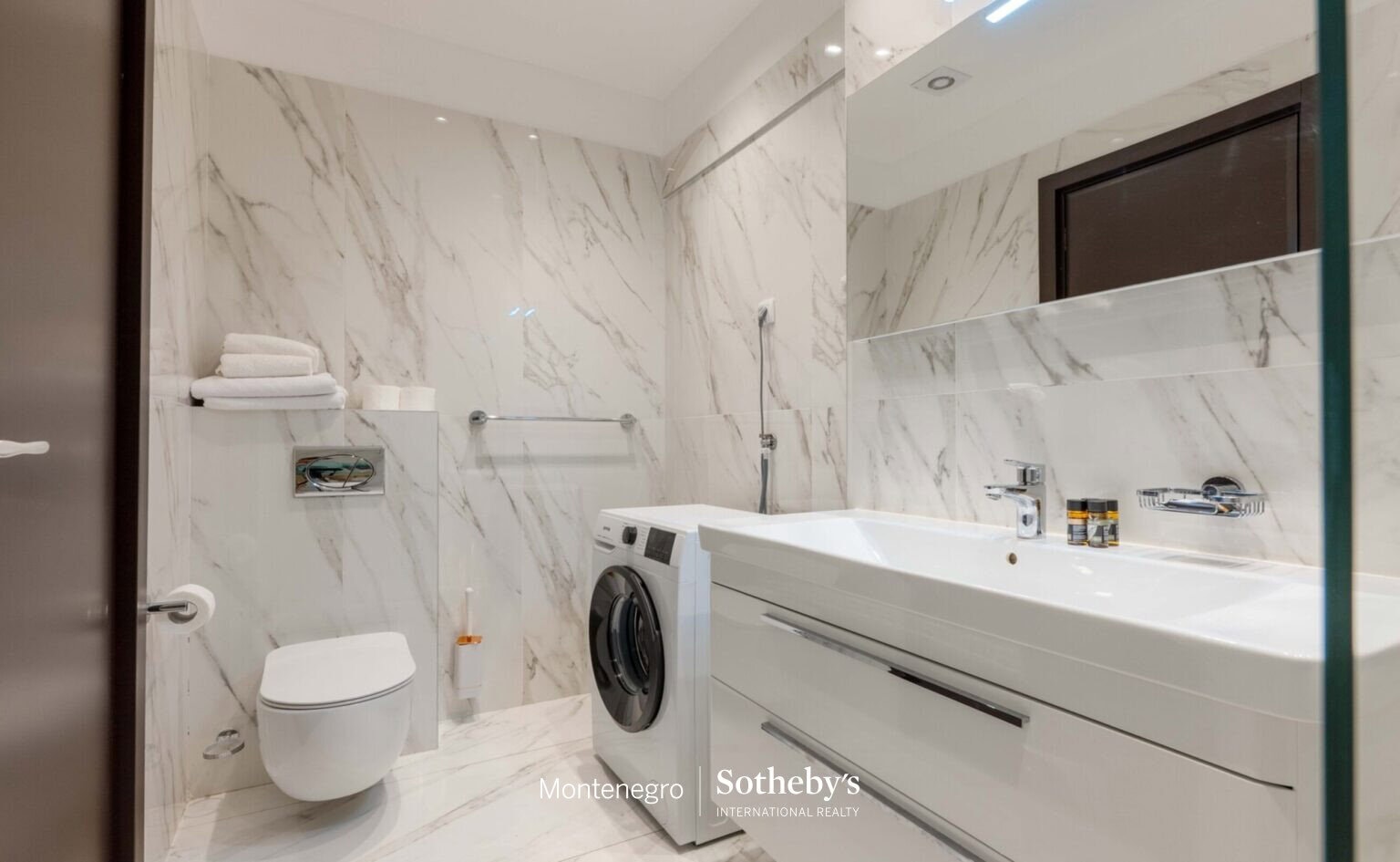 Furnished One Bedroom Apartment