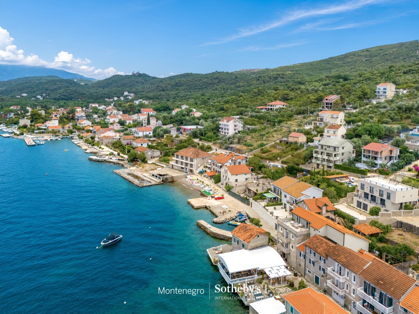 House  Montenegro, Montenegro