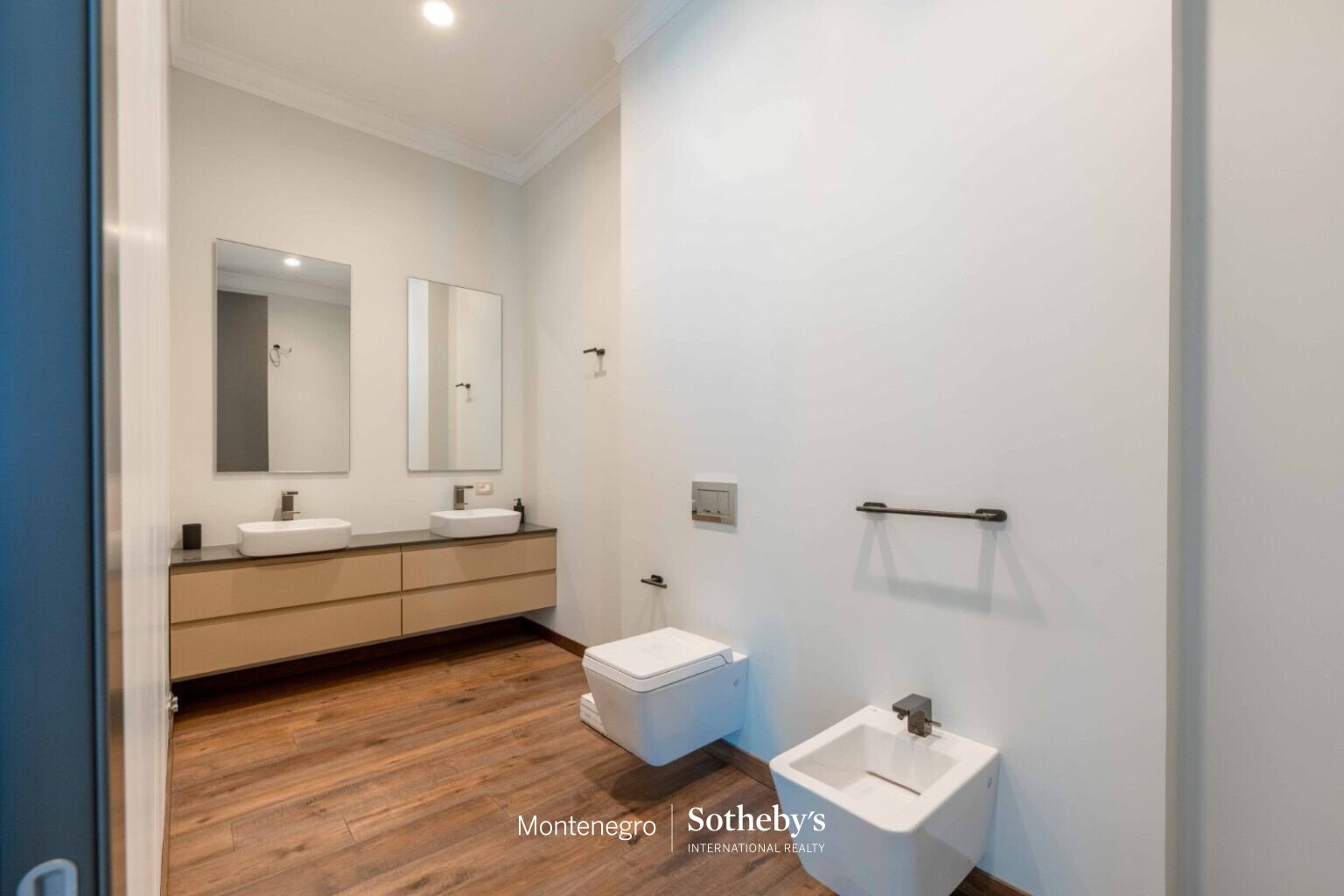 Exclusive Designer Villa – Skočiđevojka, Budva