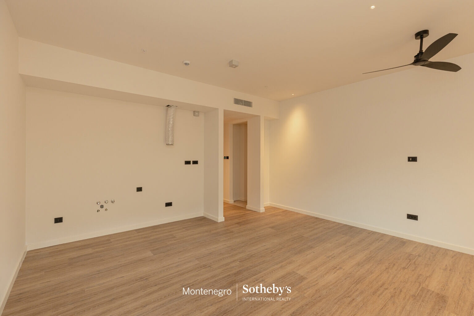 Sirocco Studio Apartment