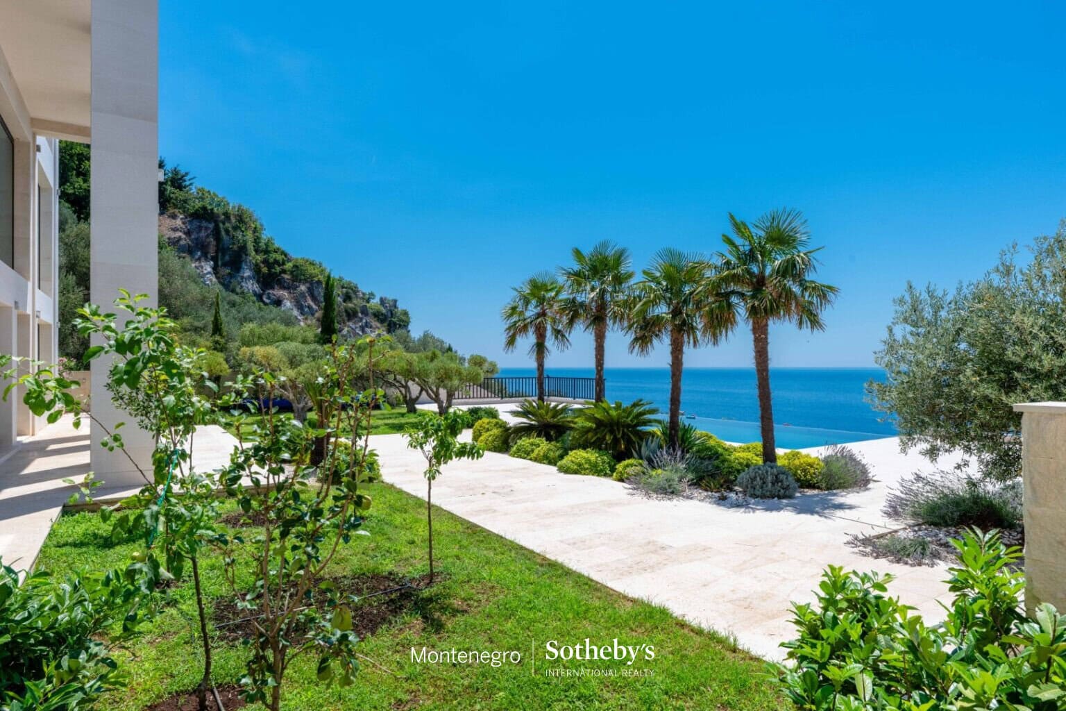 Exclusive Designer Villa – Skočiđevojka, Budva