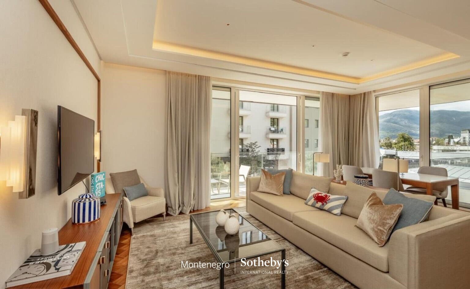 Luxury 1 Bedroom Apartment Elena for Rent