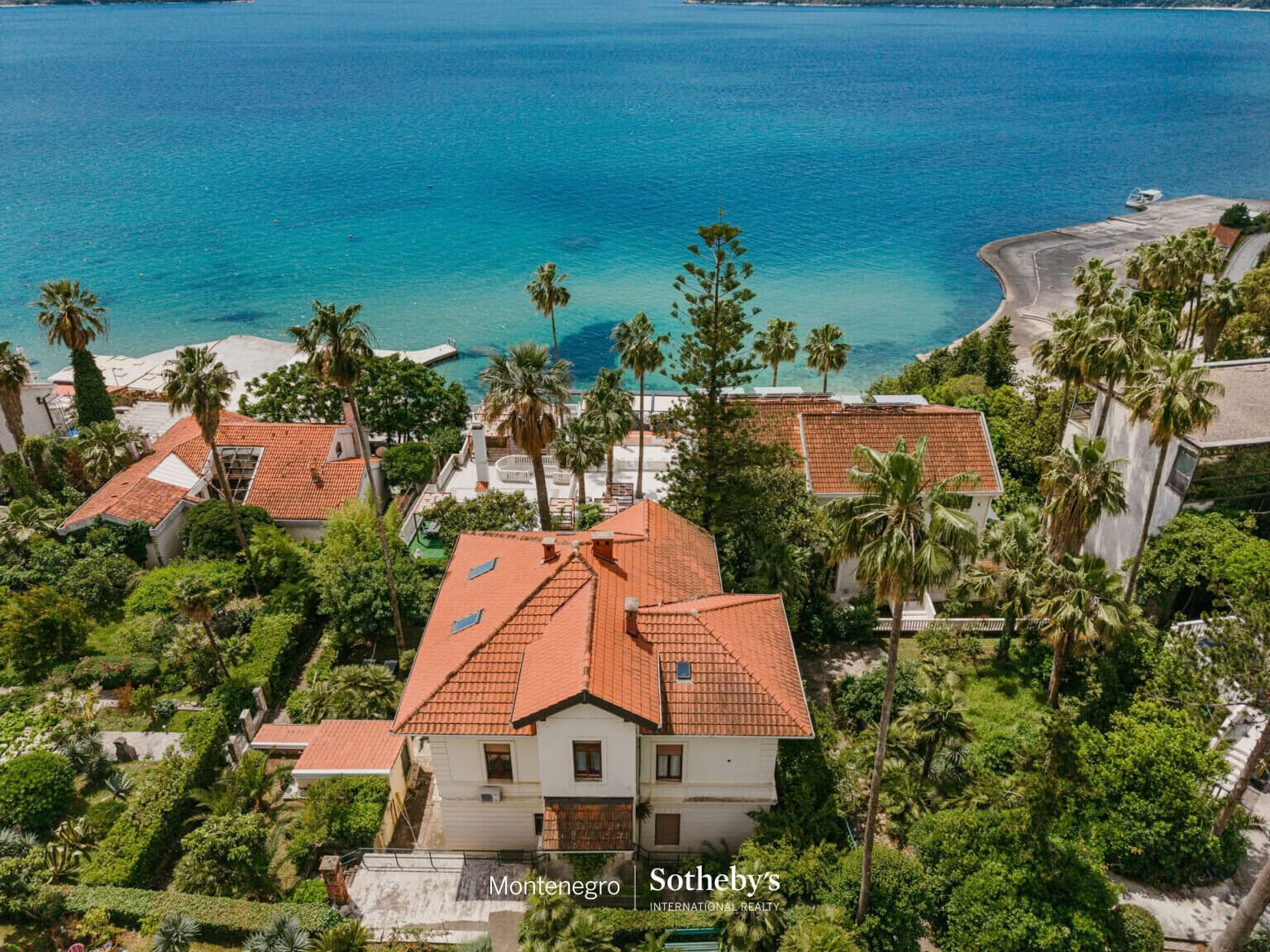 Authentic Villa Savina