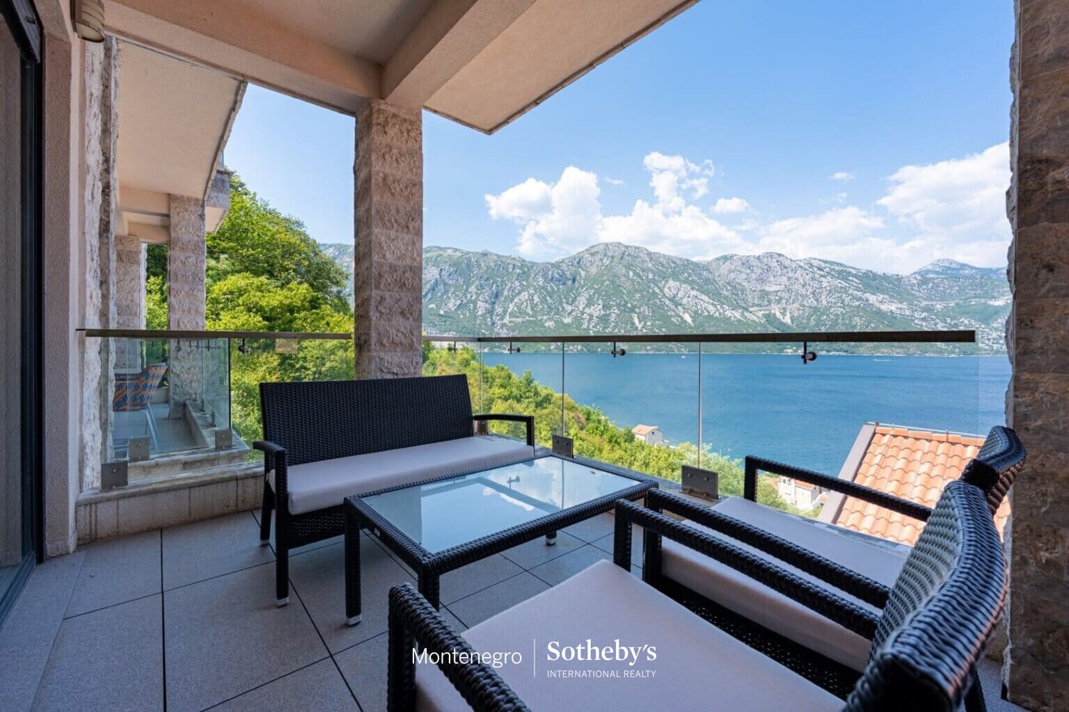 Kostanjica Three Bedroom Apartment