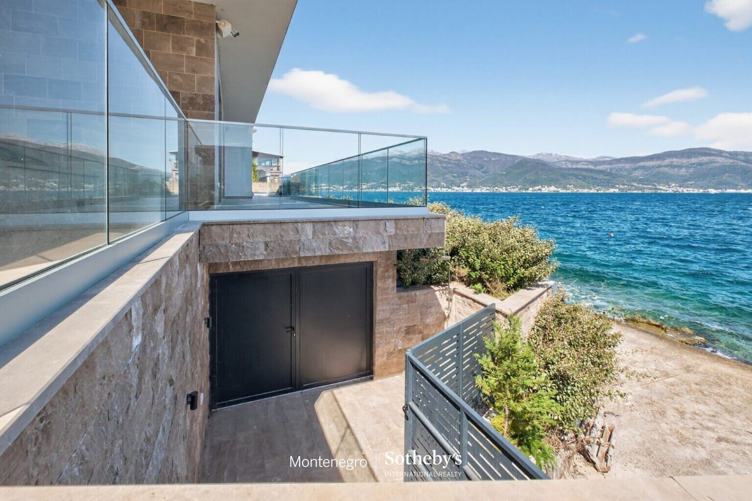 Waterfront contemporary villa, Krašići, Luštica
