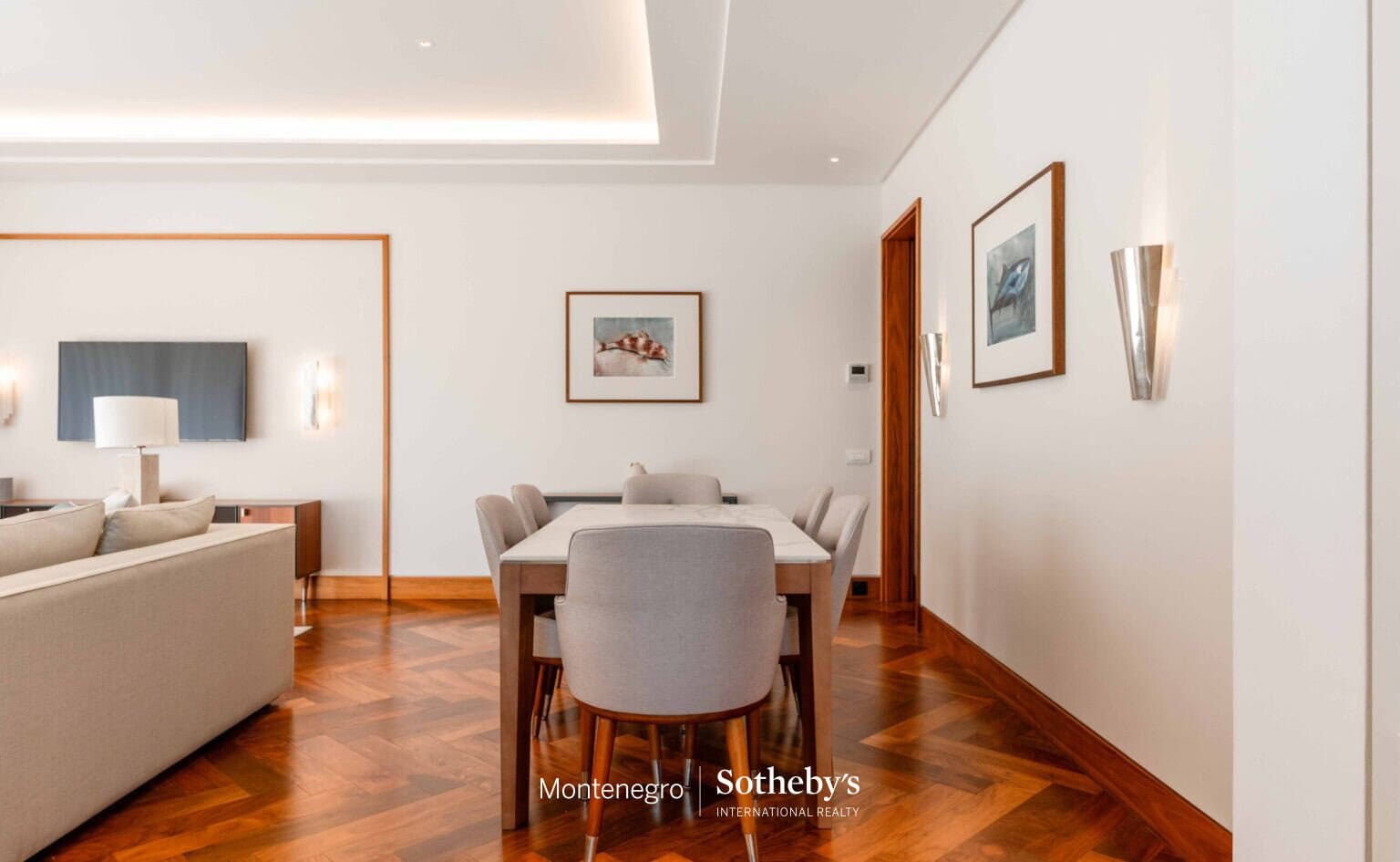 Luxury Two Bedroom Apartment Elena