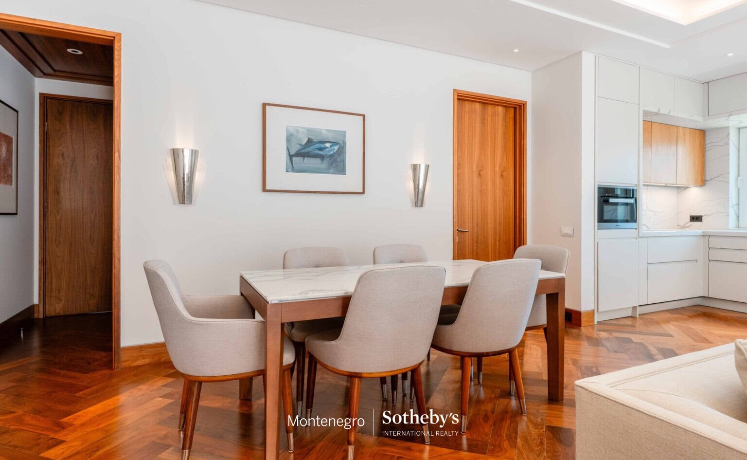 Luxury Two Bedroom Apartment Elena
