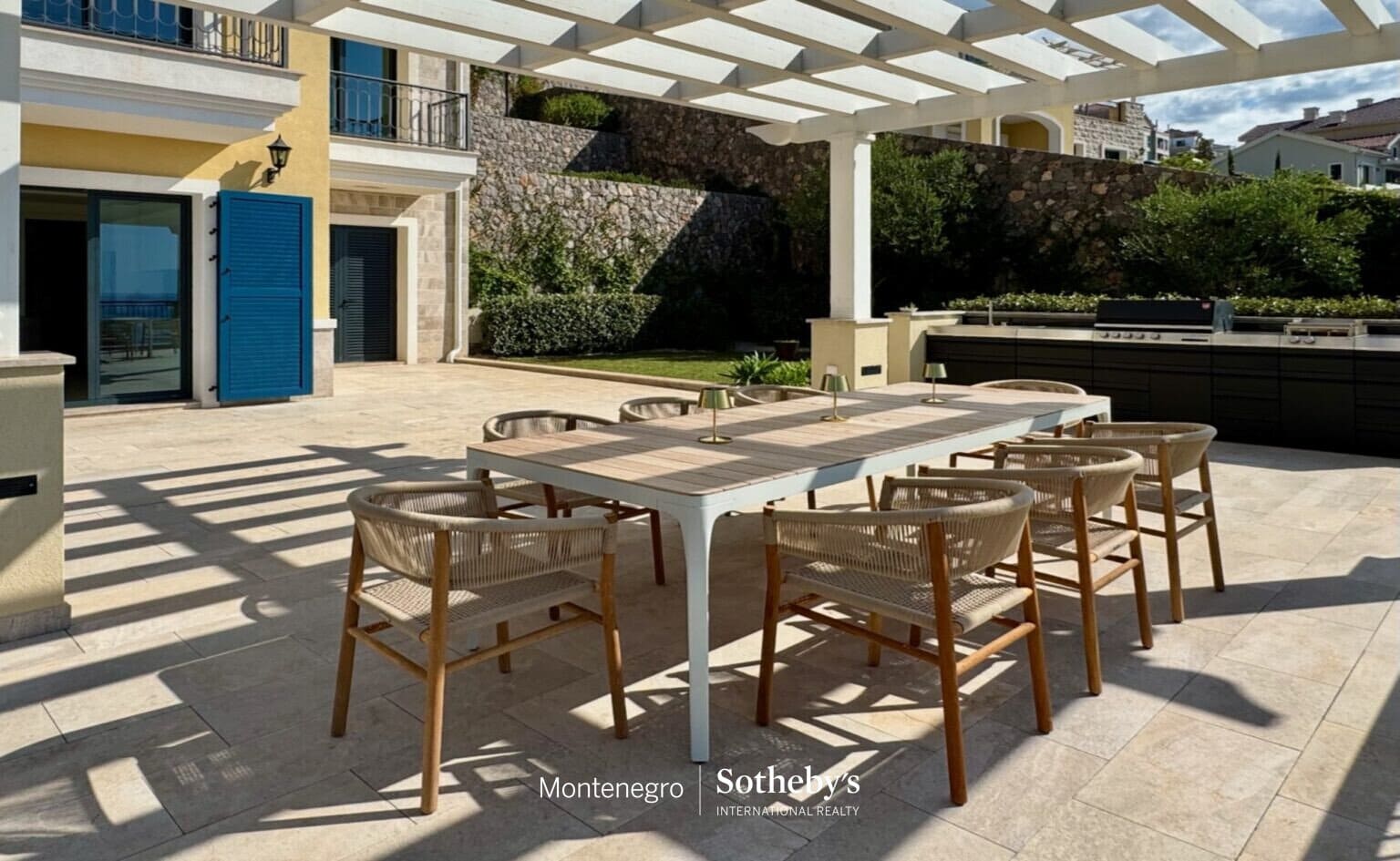 Luxury Four-bedroom Villa in Marina Village