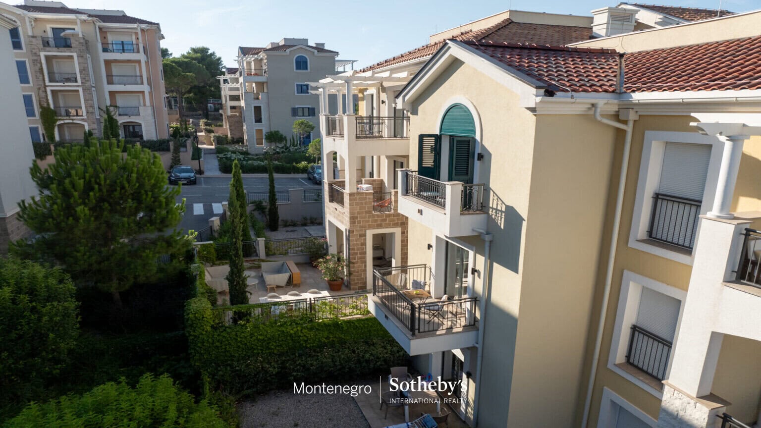 Modern Centrale Studio Apartment