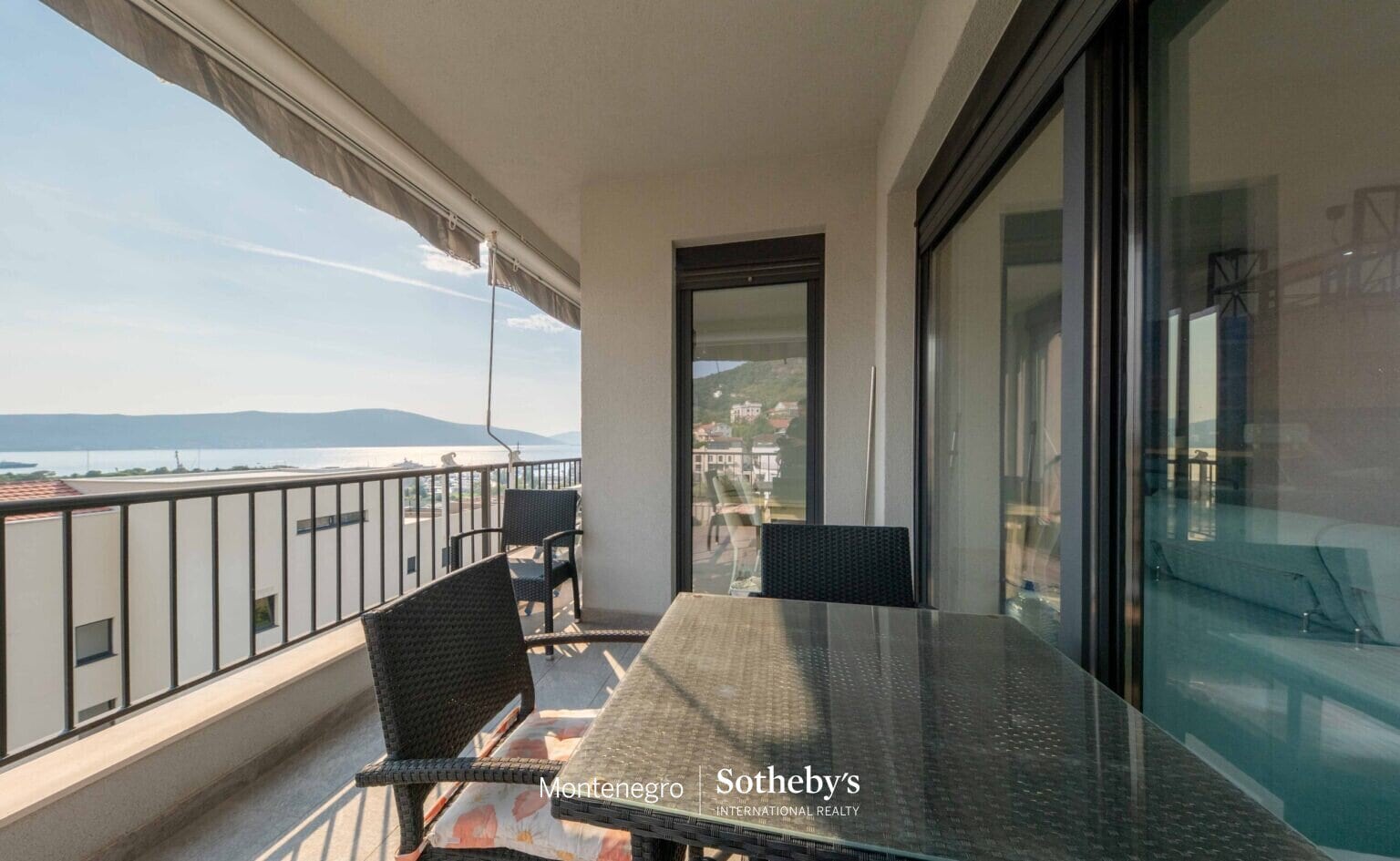 Spacious Two-bedroom Apartment Mazina