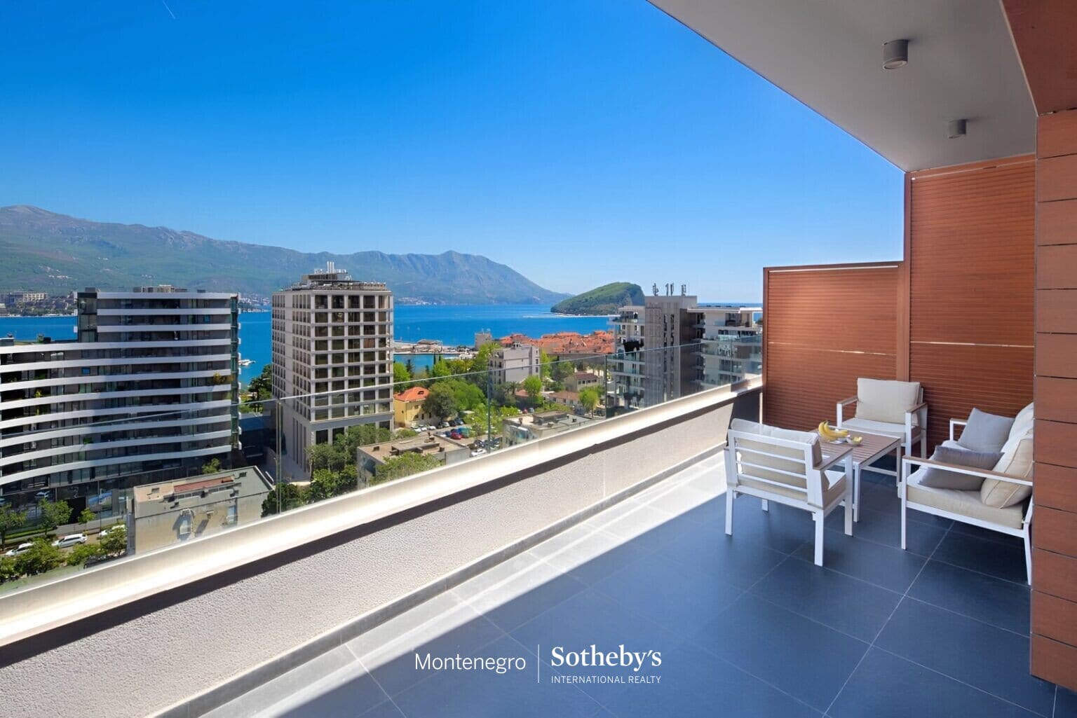 Penthouse apartment Gospostina