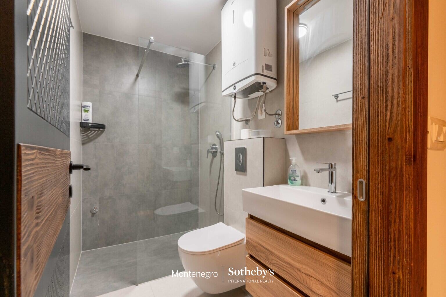 New designer villa, Kovači, Kotor